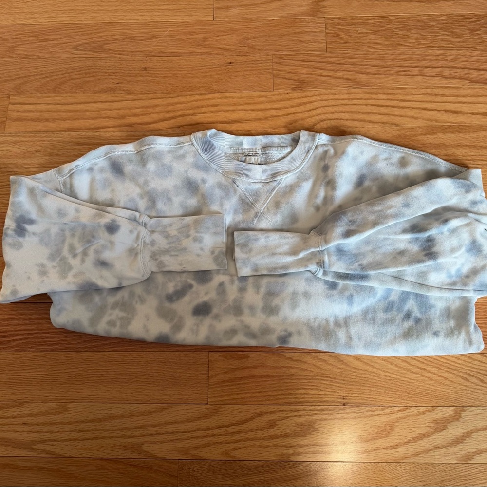 Abercrombie tie-dye sweatshirt